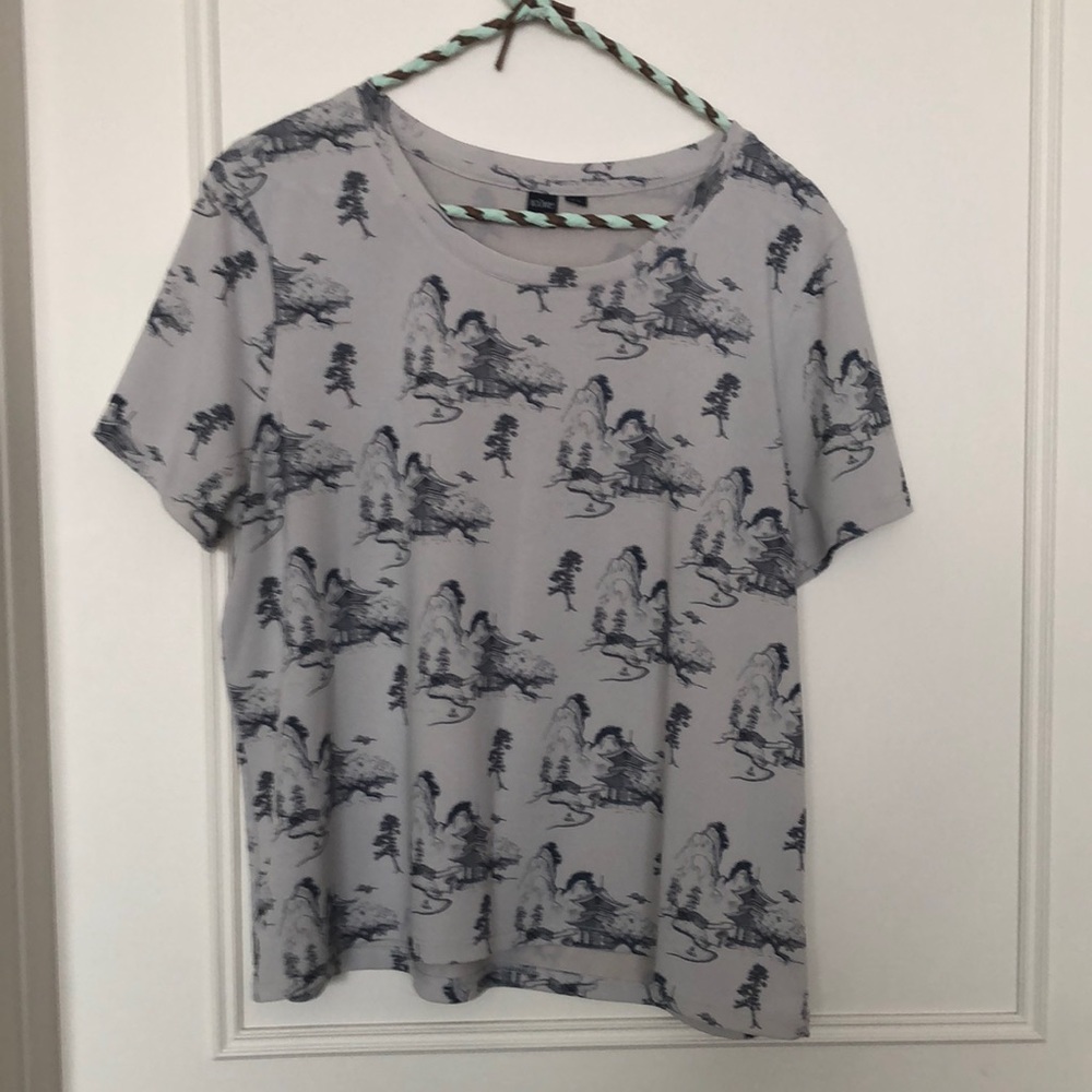 Simons t-shirt ligght weight
